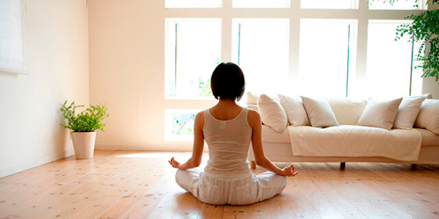 Фото Домашняя йога – польза для фигуры и здоровья
